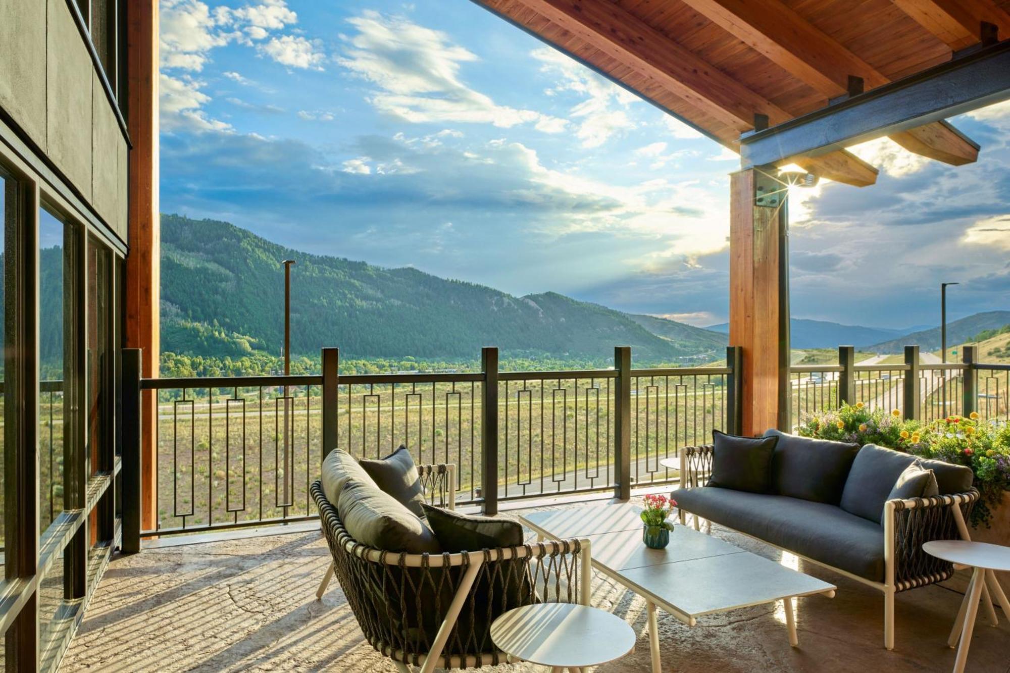Springhill Suites By Marriott Avon Vail Valley Exterior photo